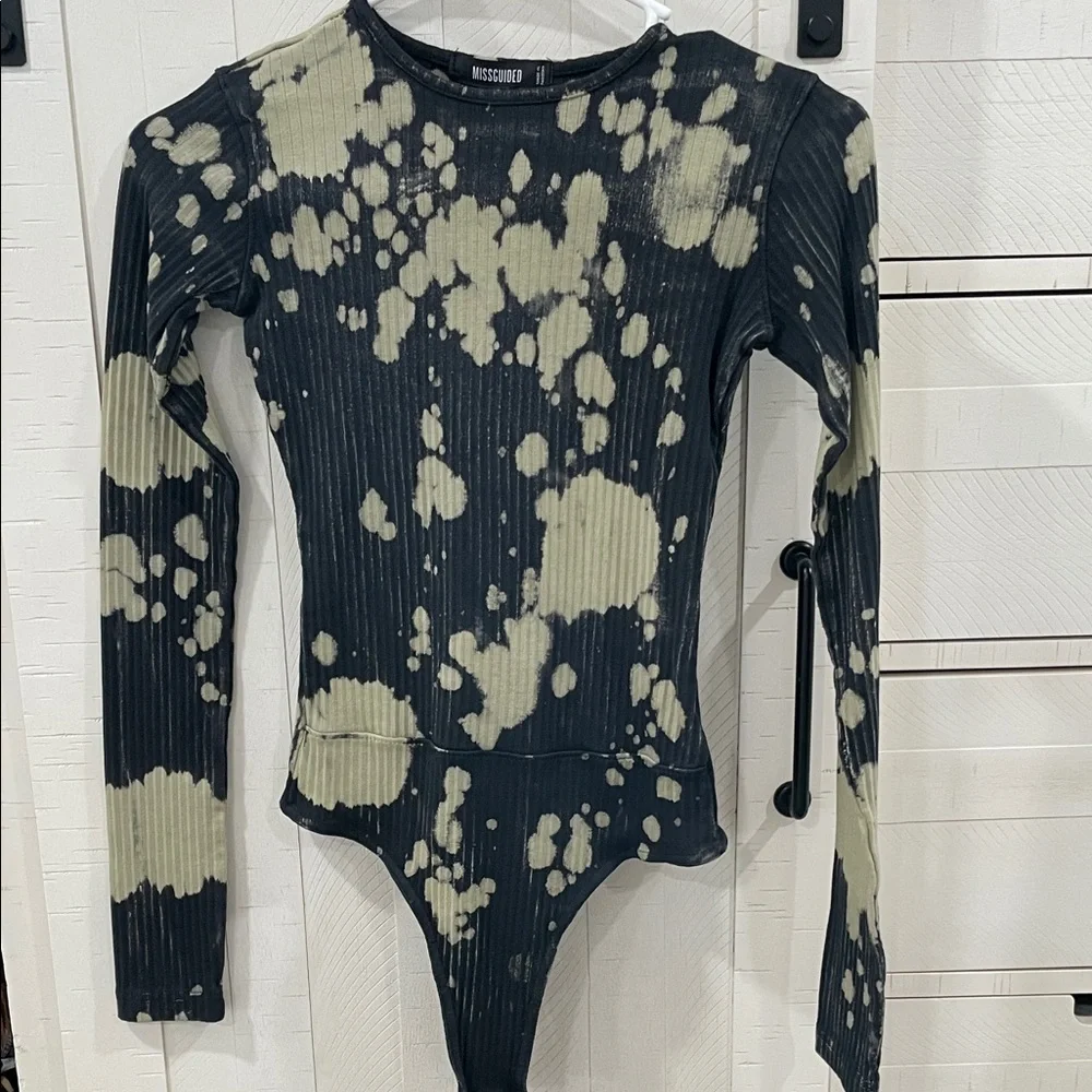 Missguided Black and Cream Spotted Top - Picture 6 of 7
